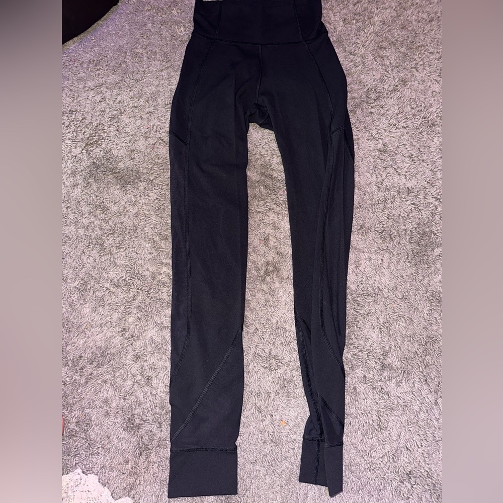 Lululemon black mesh leggings with pockets size 4